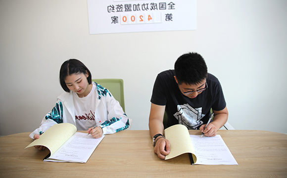 1531813440888480.jpg 周靓茹,唐树森.JPG